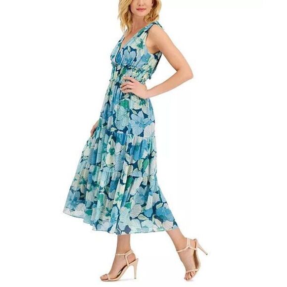 ✨Taylor Women's Smocked-Waist Maxi Sz 16W Dress✨ - Picture 6 of 15